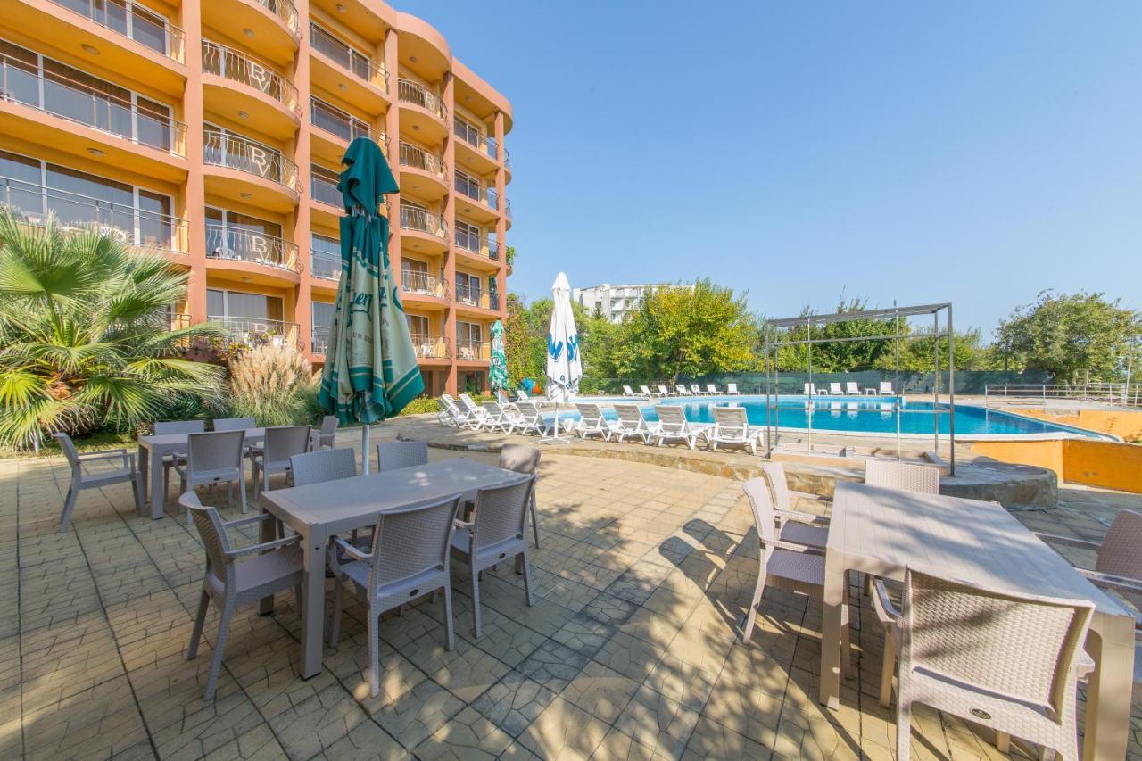 Bona Vita Hotel Goudstrand Buitenkant foto