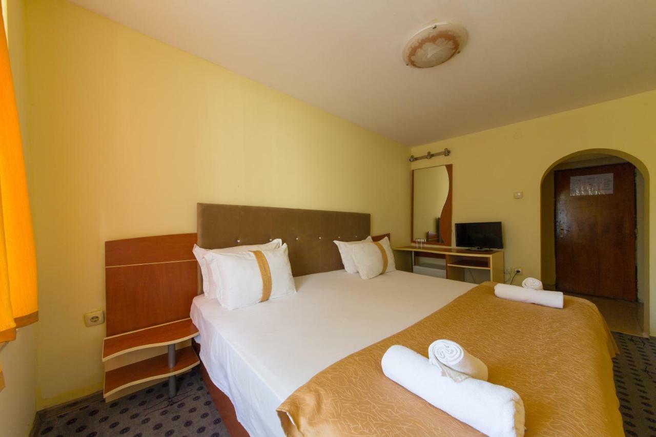 Bona Vita Hotel Goudstrand Buitenkant foto